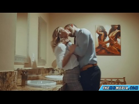 ❤️ Quand une blonde plantureuse vous séduit dans des toilettes publiques. ❤️ Super sexe at fr.vanalize.ru